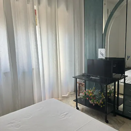 Casa Flora * بيسْكيتْشّي