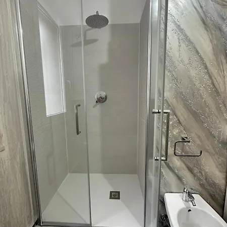 Casa Flora بيت ضيافة بيسْكيتْشّي