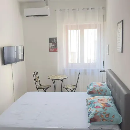 Casa Flora Guest house *